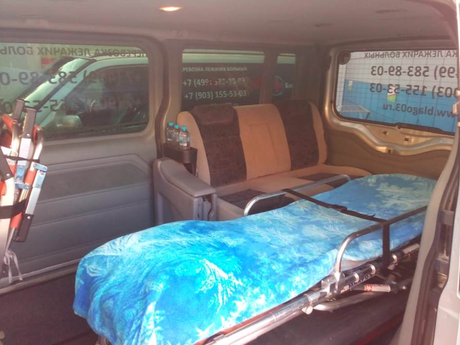 салон транспорта Благо03 для перевозки лежачих больных
